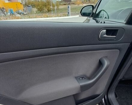 Черный Фольксваген Гольф Плюс, объемом двигателя 1.6 л и пробегом 192 тыс. км за 6850 $, фото 15 на Automoto.ua