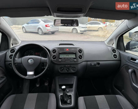 Фольксваген Гольф Плюс 2007 в Тернополе на Automoto.ua Черный Фольксваген Гольф Плюс, объемом двигателя 1.6 л и пробегом 238 тыс. км за 6200 $, фото 47 на Automoto.ua