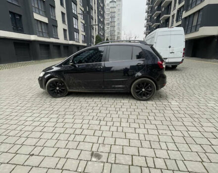 Черный Фольксваген Гольф Плюс, объемом двигателя 2 л и пробегом 267 тыс. км за 7800 $, фото 2 на Automoto.ua