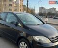 Черный Фольксваген Гольф Плюс, объемом двигателя 1.6 л и пробегом 216 тыс. км за 5199 $, фото 1 на Automoto.ua