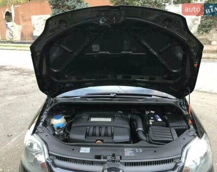Фольксваген Гольф Плюс 2007 в Николаеве на Automoto.ua Черный Фольксваген Гольф Плюс, объемом двигателя 1.6 л и пробегом 308 тыс. км за 5850 $, фото 10 на Automoto.ua