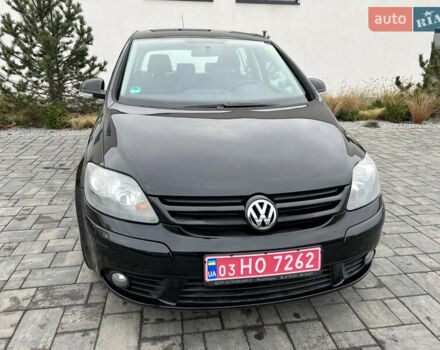 Черный Фольксваген Гольф Плюс, объемом двигателя 1.6 л и пробегом 249 тыс. км за 5850 $, фото 27 на Automoto.ua