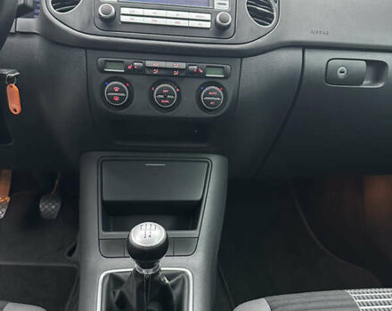 Черный Фольксваген Гольф Плюс, объемом двигателя 1.6 л и пробегом 165 тыс. км за 7350 $, фото 53 на Automoto.ua