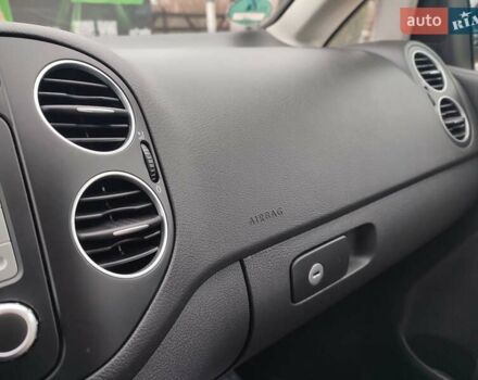 Черный Фольксваген Гольф Плюс, объемом двигателя 1.4 л и пробегом 129 тыс. км за 6499 $, фото 51 на Automoto.ua