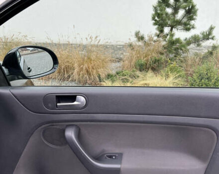 Черный Фольксваген Гольф Плюс, объемом двигателя 1.6 л и пробегом 249 тыс. км за 5850 $, фото 47 на Automoto.ua