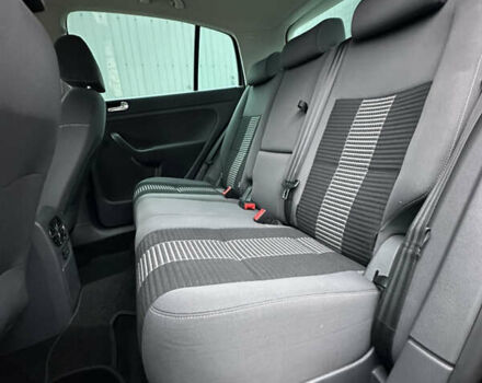 Черный Фольксваген Гольф Плюс, объемом двигателя 1.6 л и пробегом 165 тыс. км за 7350 $, фото 58 на Automoto.ua