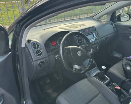 Чорний Фольксваген Golf Plus, об'ємом двигуна 1.6 л та пробігом 204 тис. км за 6300 $, фото 19 на Automoto.ua