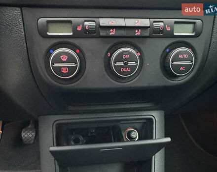 Черный Фольксваген Гольф Плюс, объемом двигателя 1.6 л и пробегом 165 тыс. км за 7350 $, фото 55 на Automoto.ua