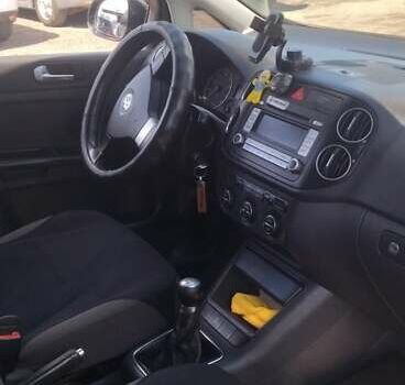 Черный Фольксваген Гольф Плюс, объемом двигателя 1.39 л и пробегом 265 тыс. км за 6900 $, фото 24 на Automoto.ua