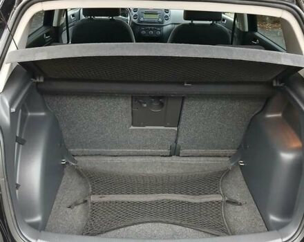 Черный Фольксваген Гольф Плюс, объемом двигателя 1.6 л и пробегом 174 тыс. км за 6399 $, фото 39 на Automoto.ua