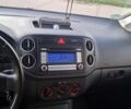 Черный Фольксваген Гольф Плюс, объемом двигателя 1.6 л и пробегом 230 тыс. км за 5900 $, фото 26 на Automoto.ua