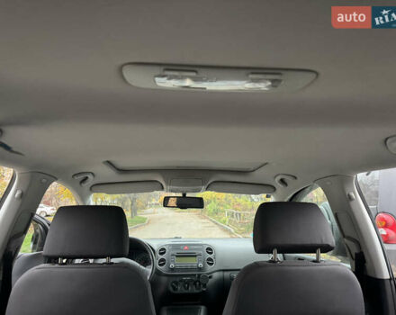 Черный Фольксваген Гольф Плюс, объемом двигателя 1.6 л и пробегом 245 тыс. км за 5500 $, фото 26 на Automoto.ua