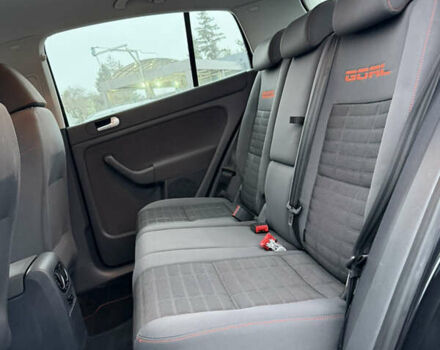 Черный Фольксваген Гольф Плюс, объемом двигателя 1.6 л и пробегом 250 тыс. км за 6350 $, фото 22 на Automoto.ua