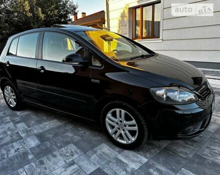 Черный Фольксваген Гольф Плюс, объемом двигателя 1.39 л и пробегом 194 тыс. км за 6450 $, фото 48 на Automoto.ua