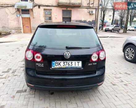 Черный Фольксваген Гольф Плюс, объемом двигателя 1.97 л и пробегом 300 тыс. км за 2850 $, фото 4 на Automoto.ua