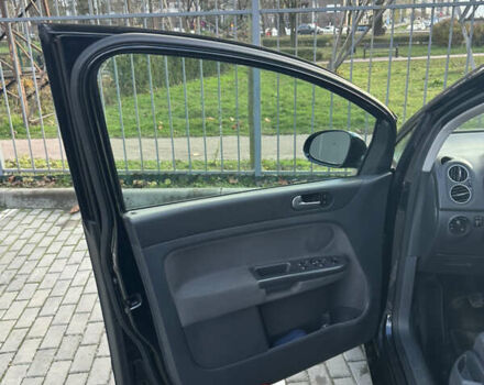 Чорний Фольксваген Golf Plus, об'ємом двигуна 1.6 л та пробігом 204 тис. км за 6300 $, фото 26 на Automoto.ua