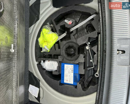 Черный Фольксваген Гольф Плюс, объемом двигателя 1.6 л и пробегом 248 тыс. км за 6900 $, фото 6 на Automoto.ua