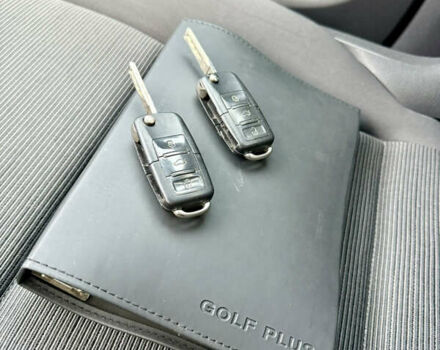 Чорний Фольксваген Golf Plus, об'ємом двигуна 1.6 л та пробігом 198 тис. км за 6800 $, фото 31 на Automoto.ua