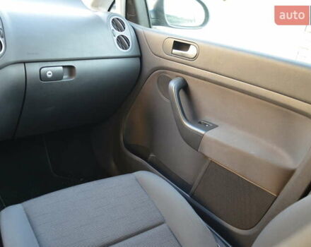 Чорний Фольксваген Golf Plus, об'ємом двигуна 1.9 л та пробігом 203 тис. км за 9000 $, фото 12 на Automoto.ua