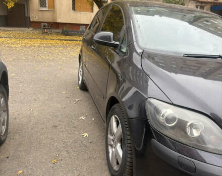 Черный Фольксваген Гольф Плюс, объемом двигателя 2 л и пробегом 207 тыс. км за 7500 $, фото 9 на Automoto.ua