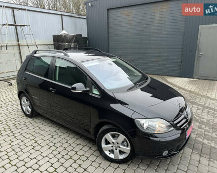 Черный Фольксваген Гольф Плюс, объемом двигателя 1.6 л и пробегом 165 тыс. км за 7350 $, фото 15 на Automoto.ua