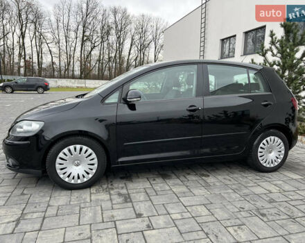 Черный Фольксваген Гольф Плюс, объемом двигателя 1.6 л и пробегом 249 тыс. км за 5850 $, фото 10 на Automoto.ua
