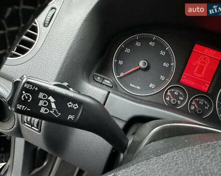 Черный Фольксваген Гольф Плюс, объемом двигателя 1.6 л и пробегом 165 тыс. км за 7350 $, фото 49 на Automoto.ua