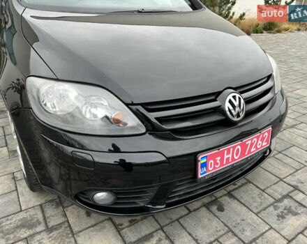 Черный Фольксваген Гольф Плюс, объемом двигателя 1.6 л и пробегом 249 тыс. км за 5850 $, фото 28 на Automoto.ua