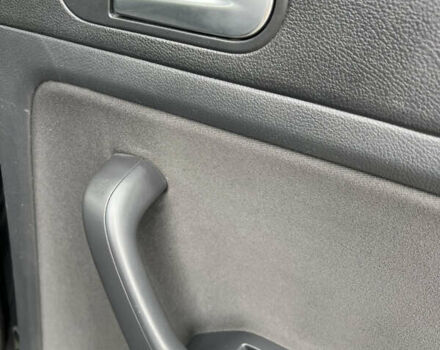 Черный Фольксваген Гольф Плюс, объемом двигателя 1.6 л и пробегом 249 тыс. км за 5850 $, фото 66 на Automoto.ua