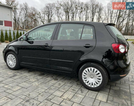 Черный Фольксваген Гольф Плюс, объемом двигателя 1.6 л и пробегом 249 тыс. км за 5850 $, фото 13 на Automoto.ua