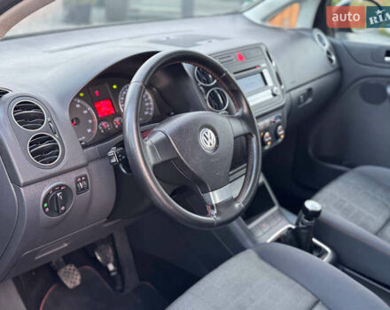 Фольксваген Гольф Плюс 2007 в Дрогобыче на Automoto.ua Черный Фольксваген Гольф Плюс, объемом двигателя 1.6 л и пробегом 153 тыс. км за 6190 $, фото 37 на Automoto.ua