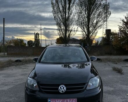 Черный Фольксваген Гольф Плюс, объемом двигателя 1.6 л и пробегом 89 тыс. км за 6700 $, фото 2 на Automoto.ua