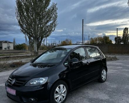 Черный Фольксваген Гольф Плюс, объемом двигателя 1.6 л и пробегом 89 тыс. км за 6700 $, фото 12 на Automoto.ua