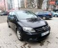 Черный Фольксваген Гольф Плюс, объемом двигателя 1.97 л и пробегом 300 тыс. км за 2850 $, фото 1 на Automoto.ua