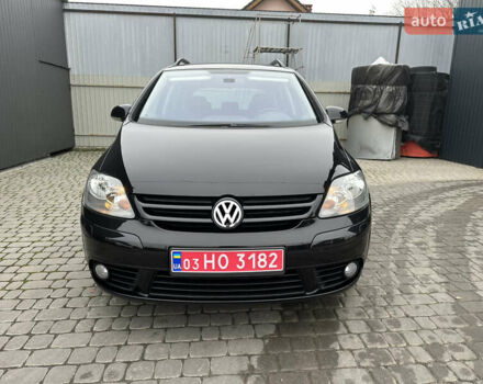 Черный Фольксваген Гольф Плюс, объемом двигателя 1.6 л и пробегом 165 тыс. км за 7350 $, фото 29 на Automoto.ua