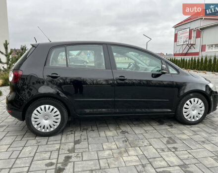Черный Фольксваген Гольф Плюс, объемом двигателя 1.6 л и пробегом 249 тыс. км за 5850 $, фото 21 на Automoto.ua