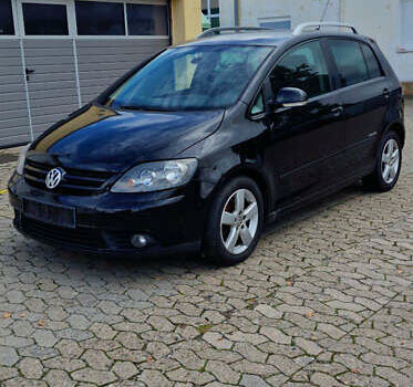 Черный Фольксваген Гольф Плюс, объемом двигателя 1.4 л и пробегом 199 тыс. км за 4250 $, фото 18 на Automoto.ua