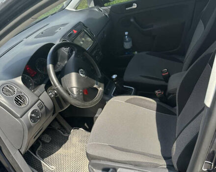 Черный Фольксваген Гольф Плюс, объемом двигателя 1.4 л и пробегом 222 тыс. км за 7300 $, фото 7 на Automoto.ua