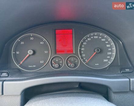 Чорний Фольксваген Golf Plus, об'ємом двигуна 2 л та пробігом 240 тис. км за 7450 $, фото 52 на Automoto.ua