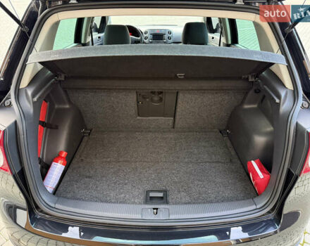 Черный Фольксваген Гольф Плюс, объемом двигателя 2 л и пробегом 240 тыс. км за 7350 $, фото 43 на Automoto.ua