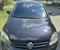 Черный Фольксваген Гольф Плюс, объемом двигателя 1.4 л и пробегом 222 тыс. км за 7300 $, фото 2 на Automoto.ua