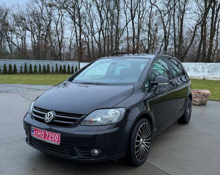 Черный Фольксваген Гольф Плюс, объемом двигателя 1.4 л и пробегом 181 тыс. км за 6400 $, фото 1 на Automoto.ua