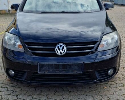 Черный Фольксваген Гольф Плюс, объемом двигателя 1.4 л и пробегом 2 тыс. км за 4799 $, фото 7 на Automoto.ua