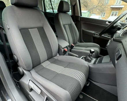 Черный Фольксваген Гольф Плюс, объемом двигателя 1.6 л и пробегом 157 тыс. км за 7199 $, фото 26 на Automoto.ua