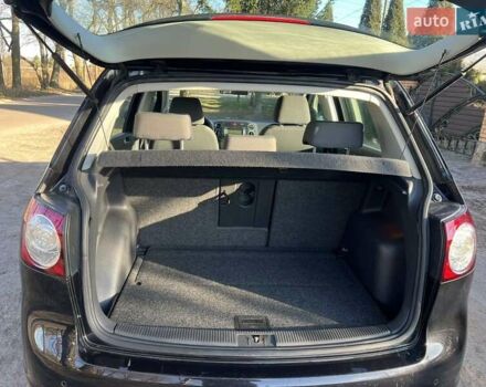 Черный Фольксваген Гольф Плюс, объемом двигателя 1.6 л и пробегом 186 тыс. км за 5850 $, фото 16 на Automoto.ua