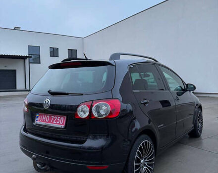 Черный Фольксваген Гольф Плюс, объемом двигателя 1.4 л и пробегом 181 тыс. км за 6400 $, фото 4 на Automoto.ua