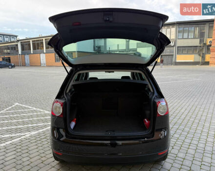 Черный Фольксваген Гольф Плюс, объемом двигателя 2 л и пробегом 240 тыс. км за 7350 $, фото 42 на Automoto.ua