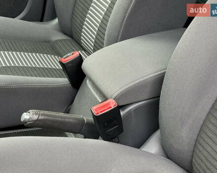 Чорний Фольксваген Golf Plus, об'ємом двигуна 1.6 л та пробігом 209 тис. км за 6999 $, фото 27 на Automoto.ua