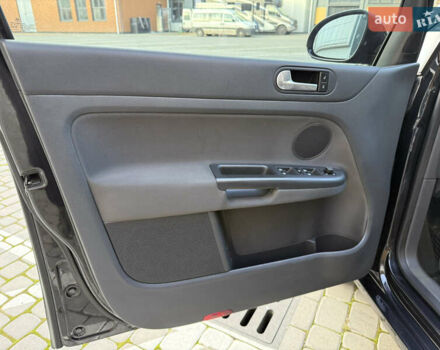 Чорний Фольксваген Golf Plus, об'ємом двигуна 2 л та пробігом 240 тис. км за 7450 $, фото 20 на Automoto.ua