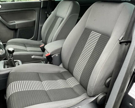 Черный Фольксваген Гольф Плюс, объемом двигателя 1.4 л и пробегом 181 тыс. км за 6850 $, фото 13 на Automoto.ua